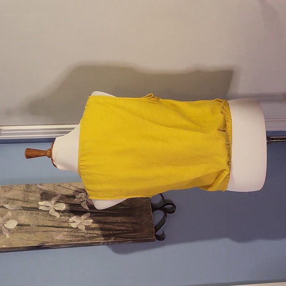 JOIE Top Large Bright Yellow Sleeveless Crop Twist 💛 - Picture 4 of 5